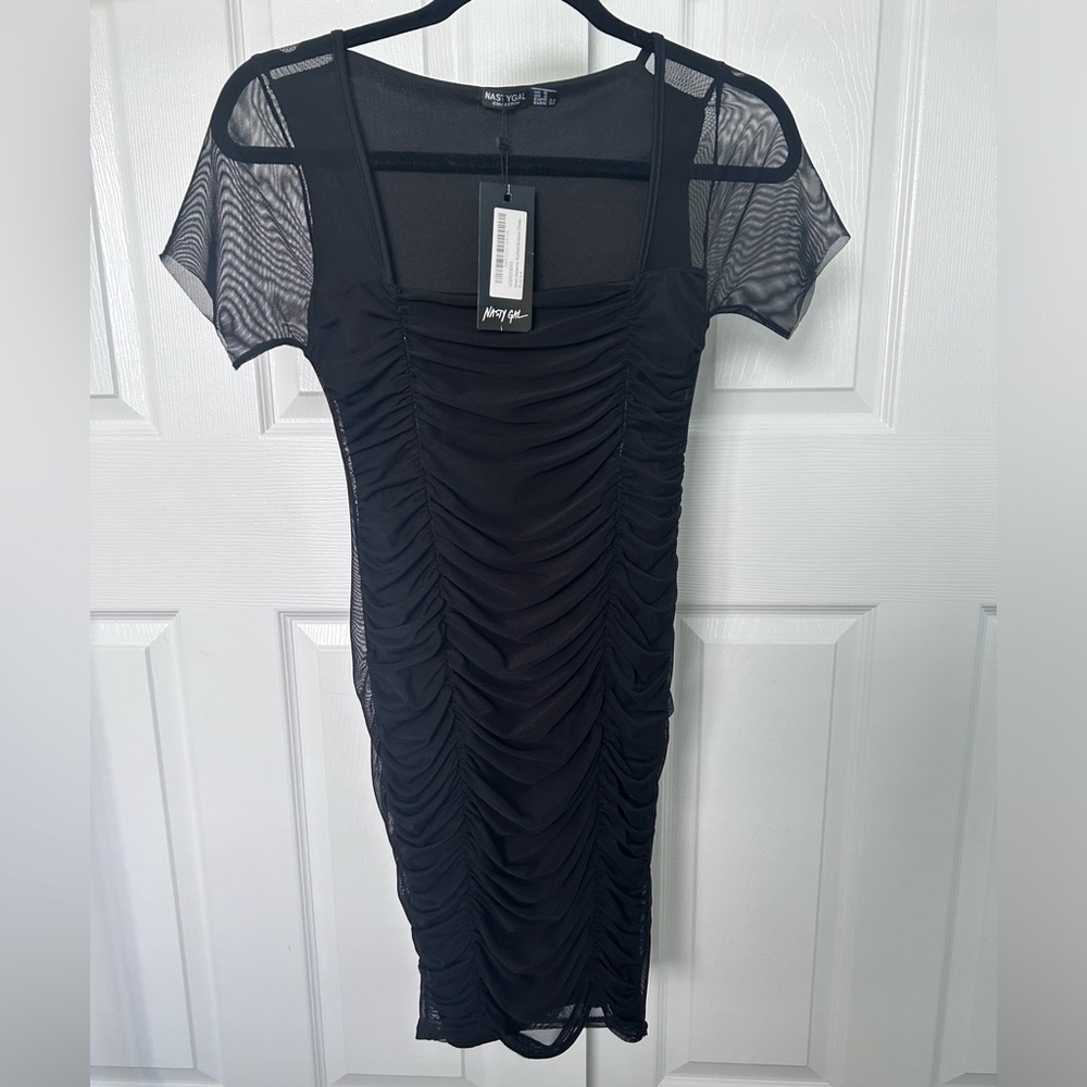 Black bodycon dress from Nasty Gal that is new with tags and womens size 2